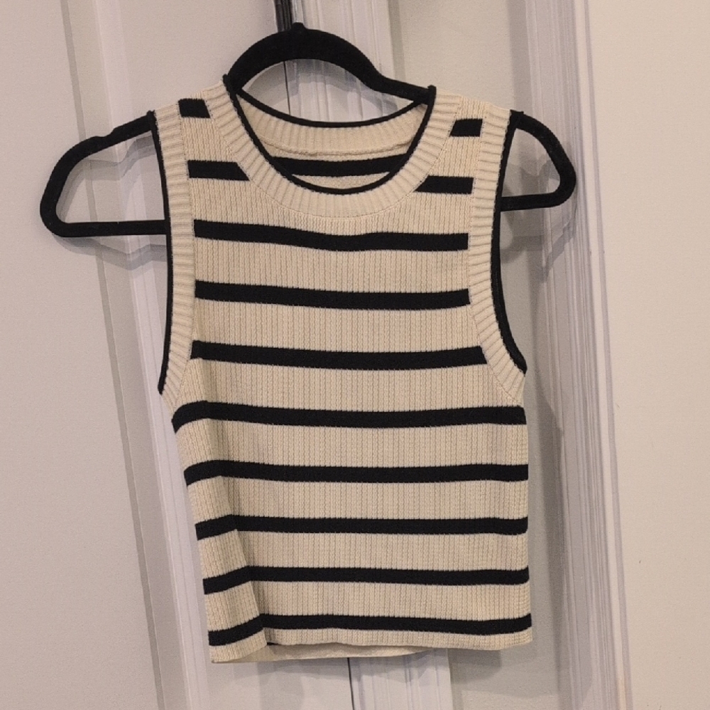 Commense Tank Top